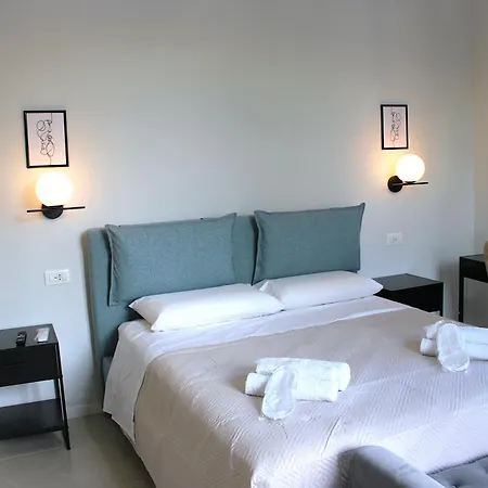 Incentro Elegant 招待所