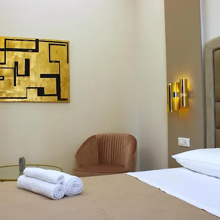 Incentro Elegant 招待所 3*
